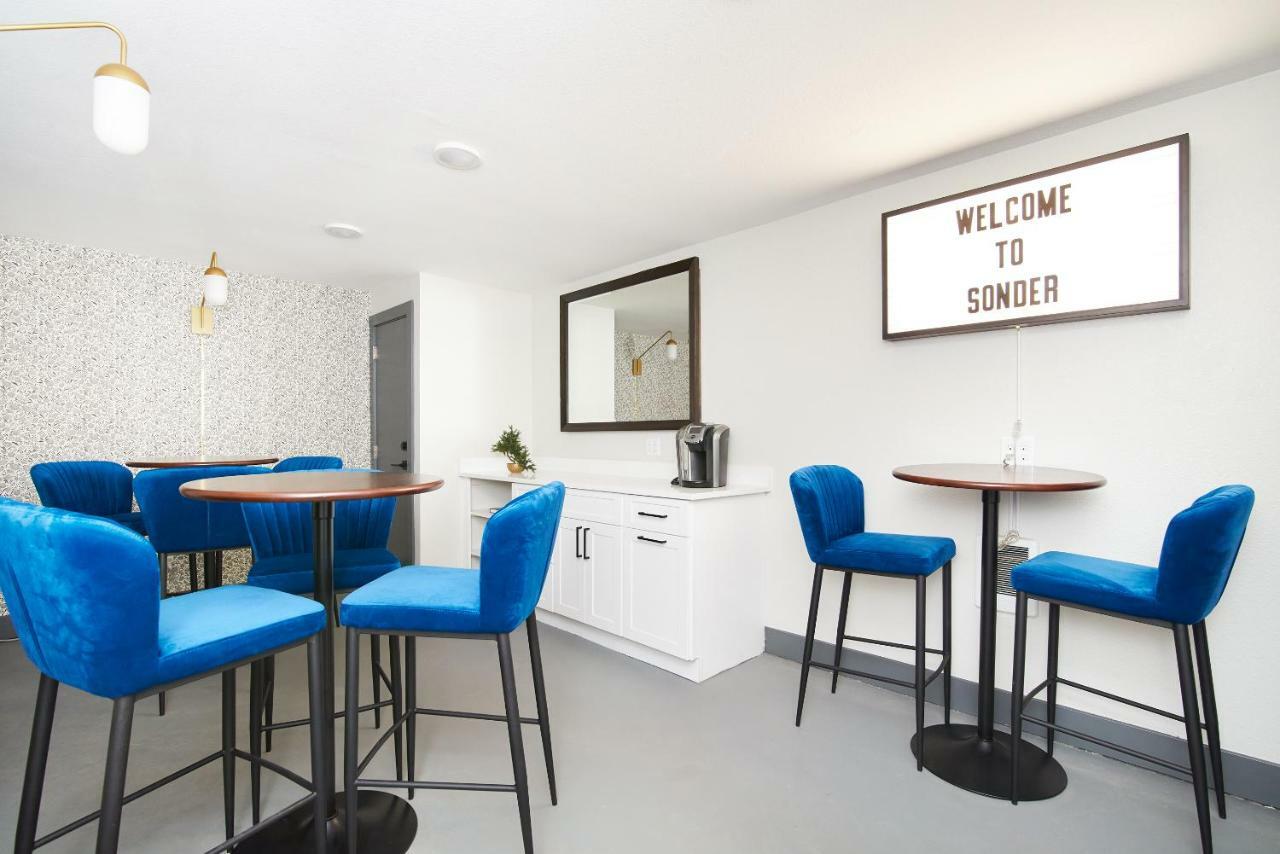 Sonder The Essex Aparthotel Denver Exterior photo